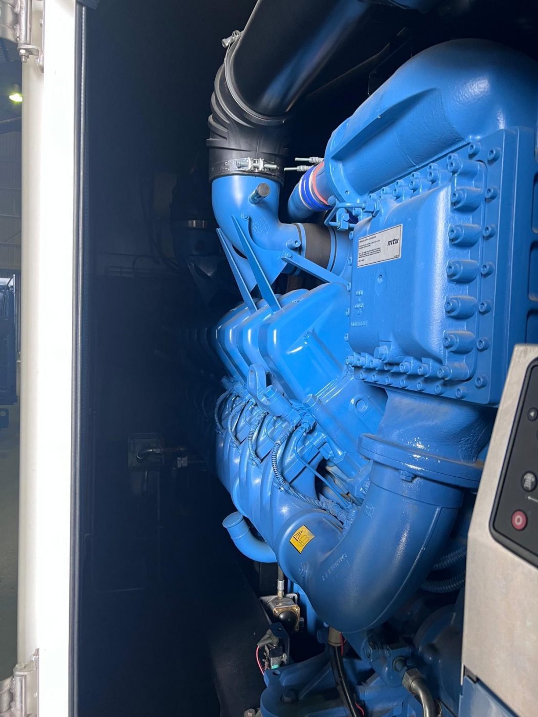 MTU SDMO X2500C photograph 3