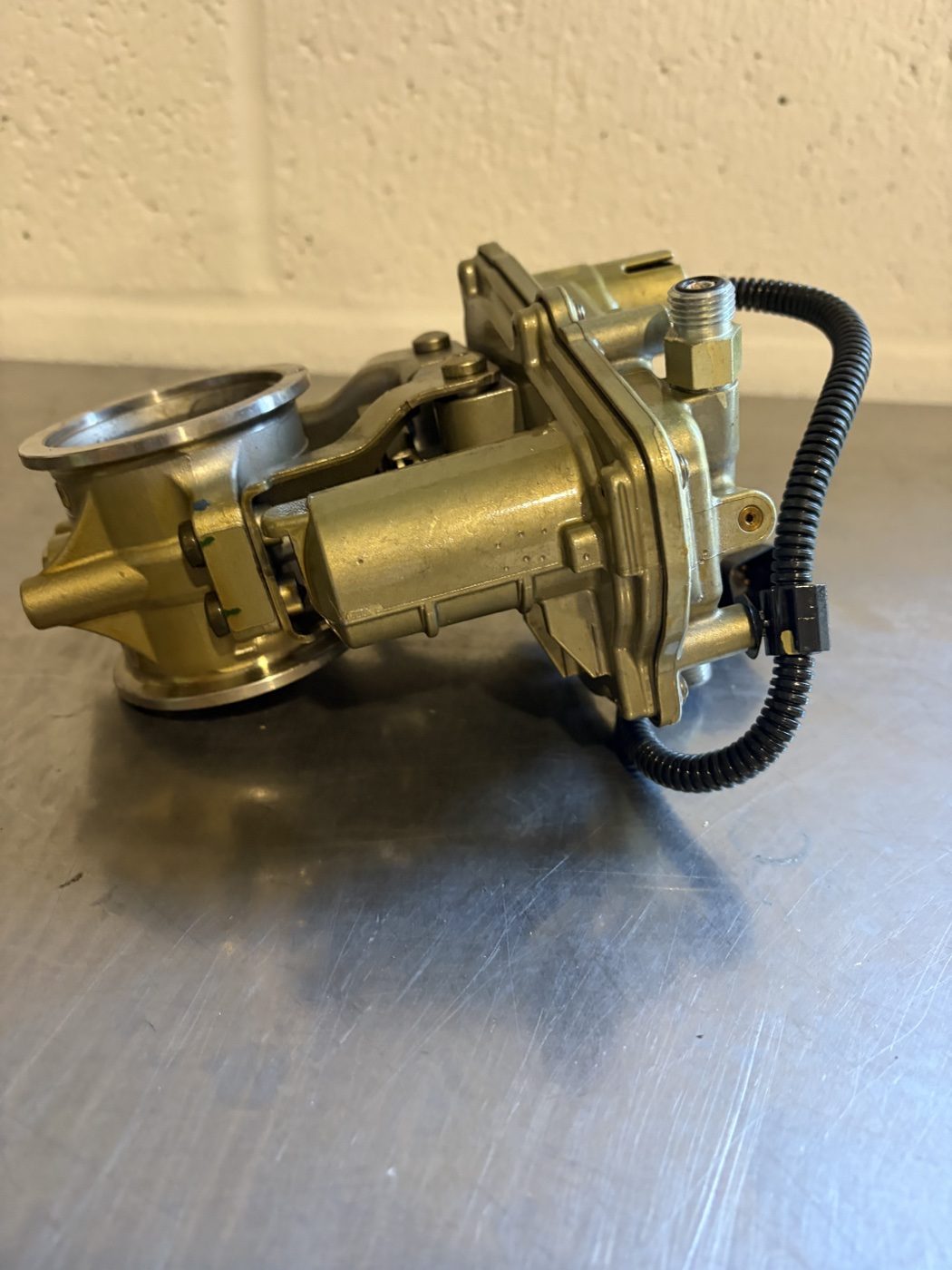 Cummins Exhaust Throttle Valve (Air Control Valve) 5333368