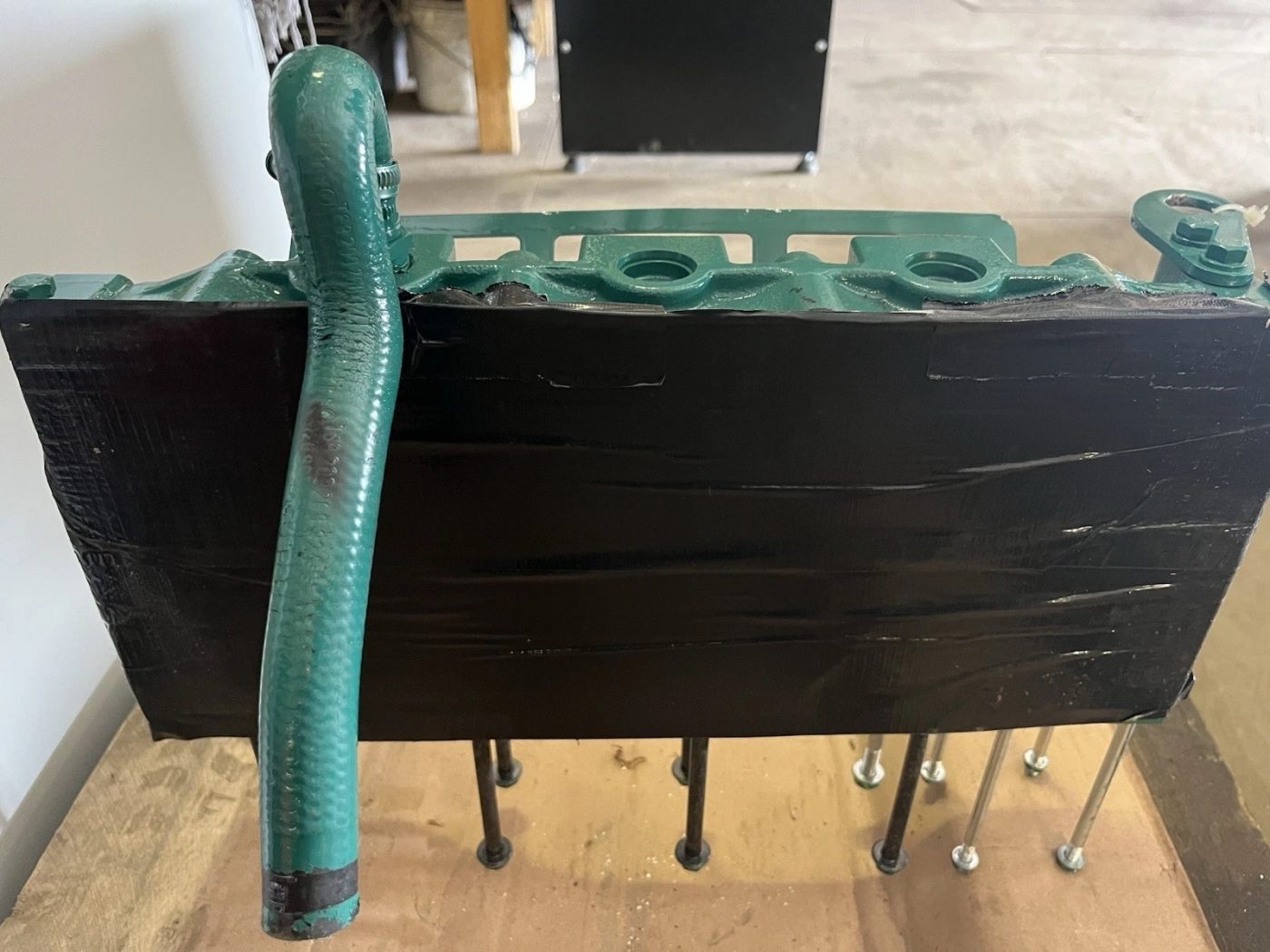 Penta D2-75 Marine Cylinder Head photograph 6