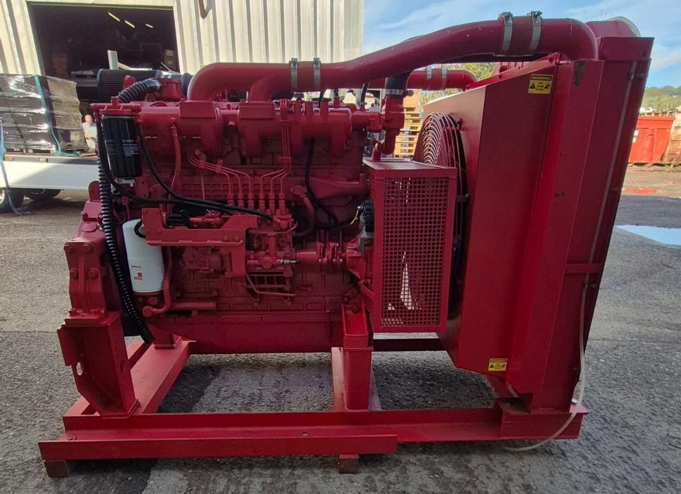 196TI Turbo Diesel Engine (6-Cylinder, 11L) photograph 2