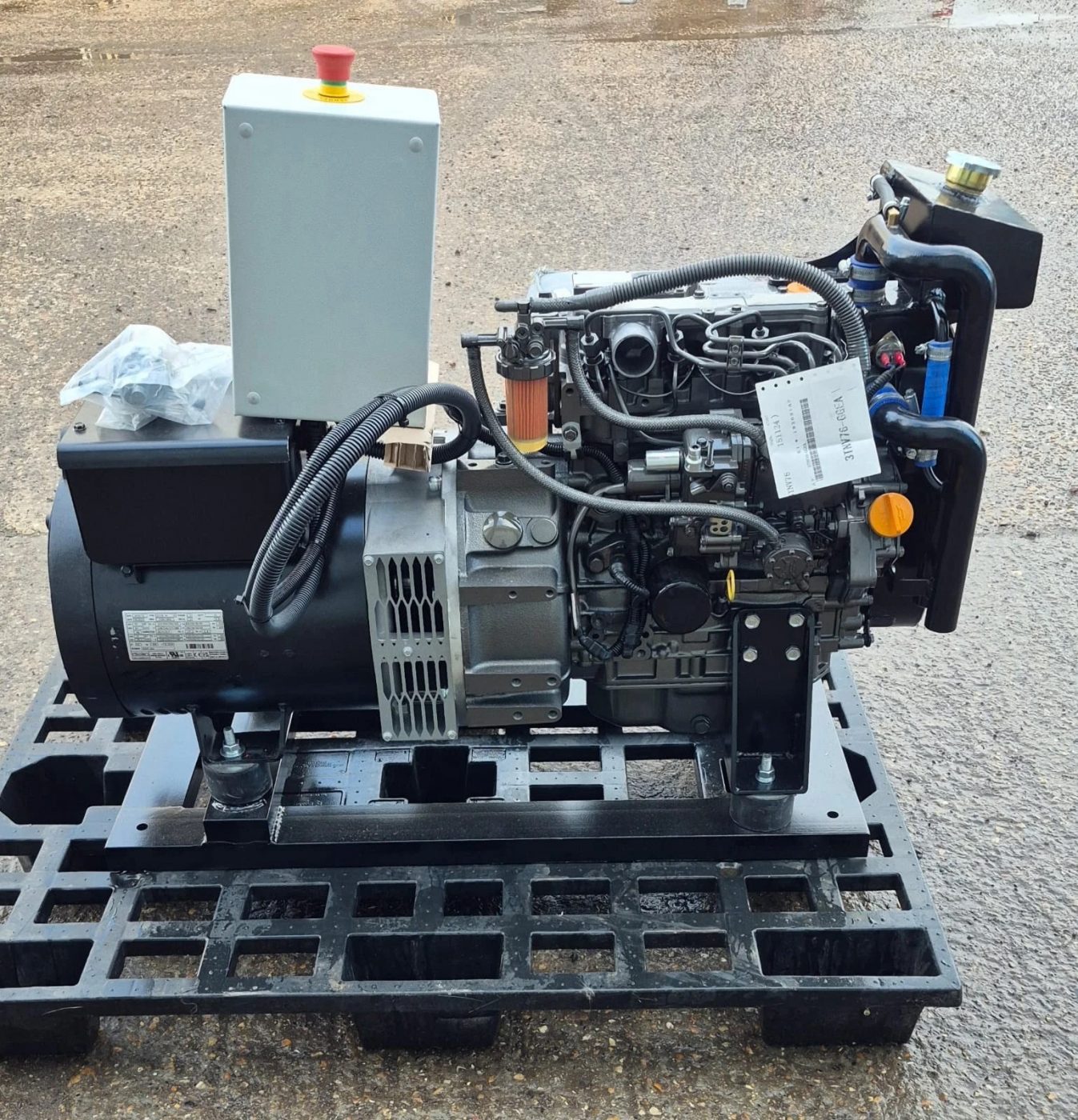 12 kVA Marine Diesel Generator (3TNV76, Keel Cooled) photograph 6