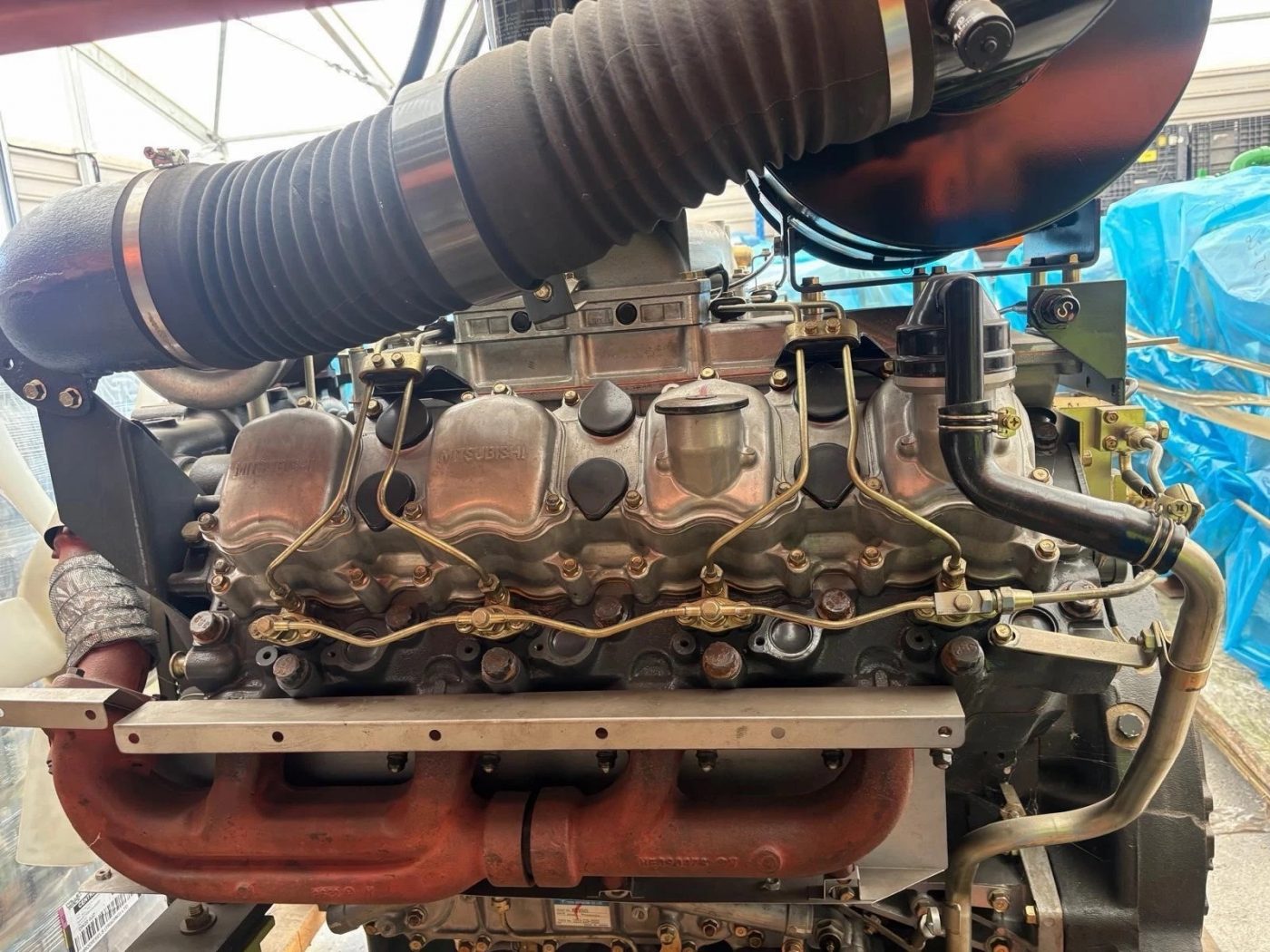 8DC9 V8 Turbo Diesel Engine (approx 300 hp) photograph 8