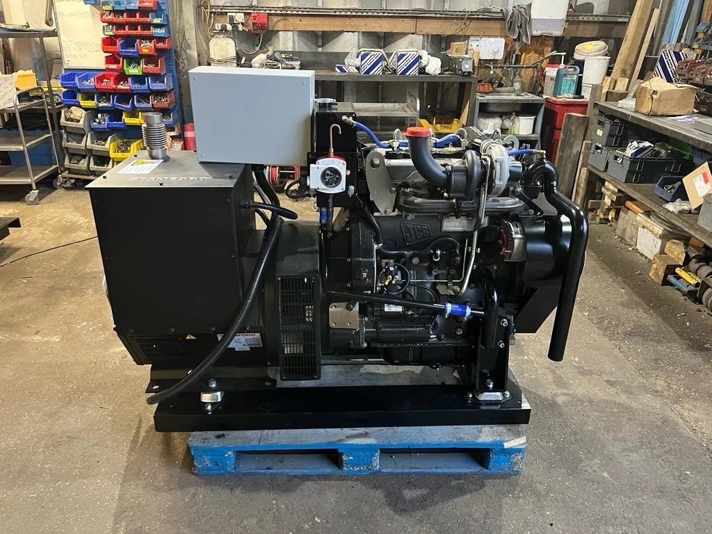 90 kVA Marine Diesel Generator (444TG, Keel Cooled) photograph 2
