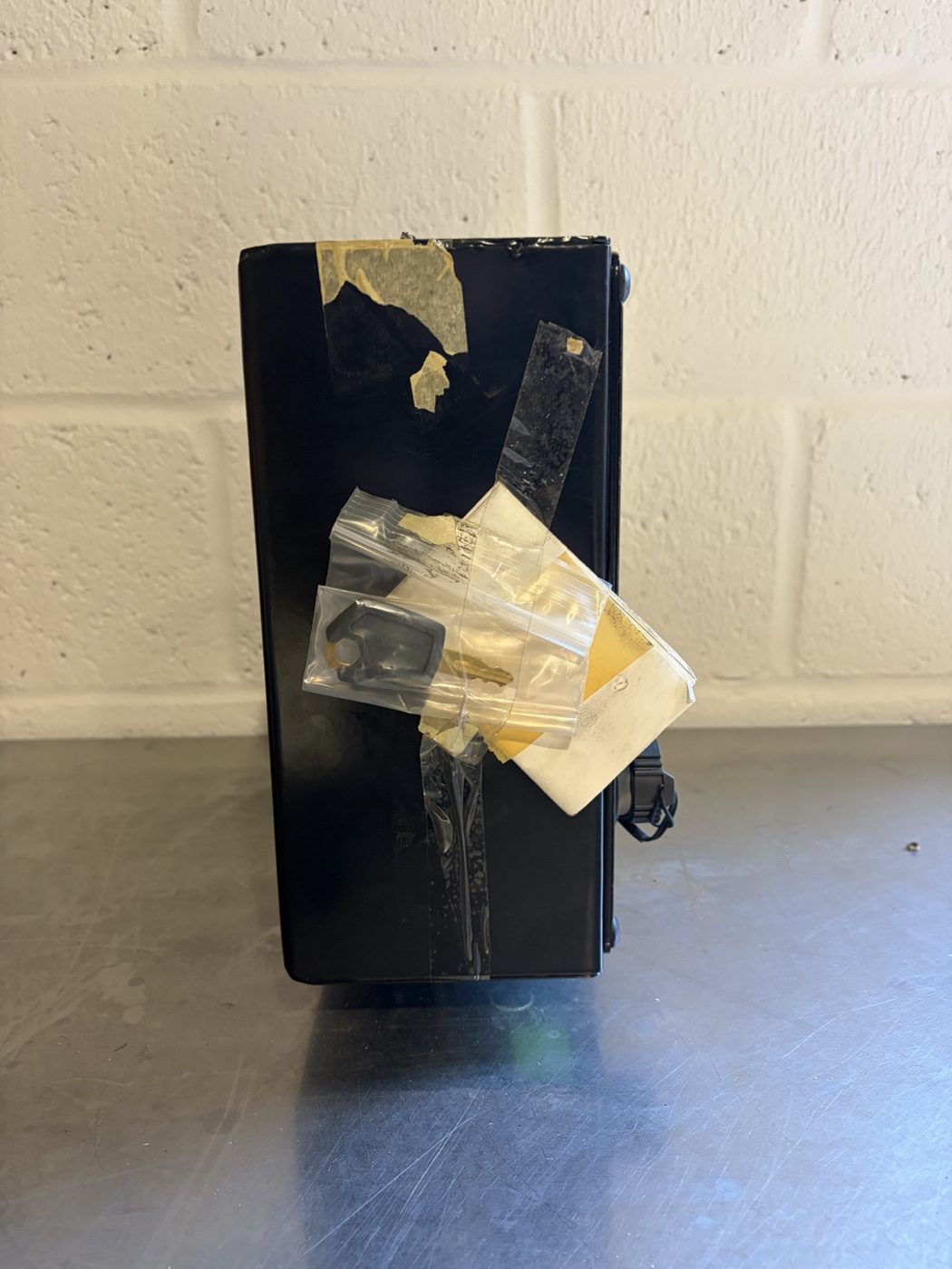 T402794 photograph 4